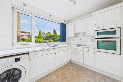 16, Rushleigh Court Dore Road, Sheffield, S17 3HB