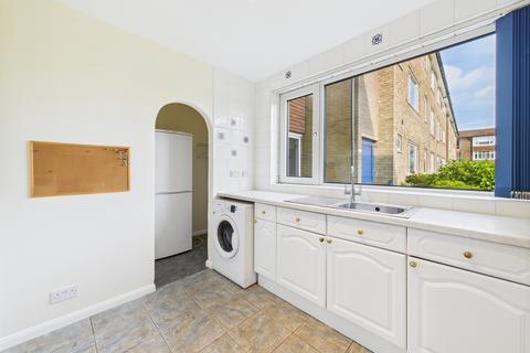 16, Rushleigh Court Dore Road, Sheffield, S17 3HB