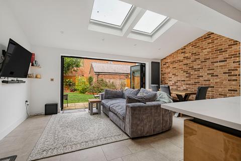 undefined, Reynolds Drive, Alton, Hampshire