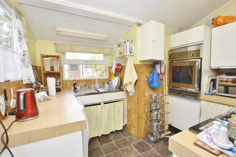 3 bedroom terraced house for sale, Upton Park Road, Forest Gate, London, E7 8JY