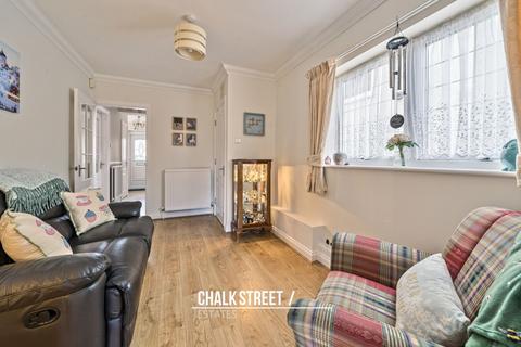 113 Warren Drive, Hornchurch, RM12 4QU