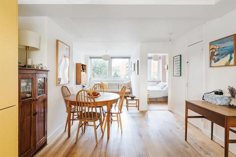 19 Shellness Road, London, E5 8JU