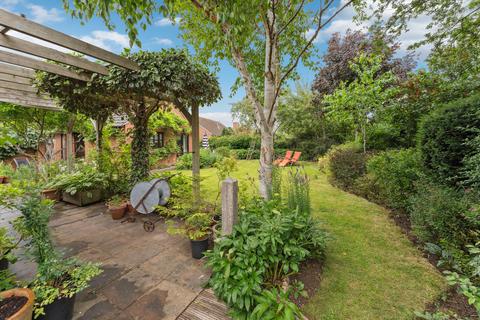 undefined, Orchard Close, Shillingford, OX10