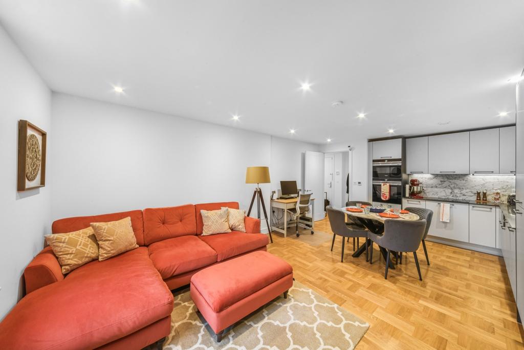 Garland Court