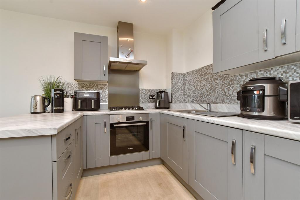 Lounge / Kitchen / Dining Area