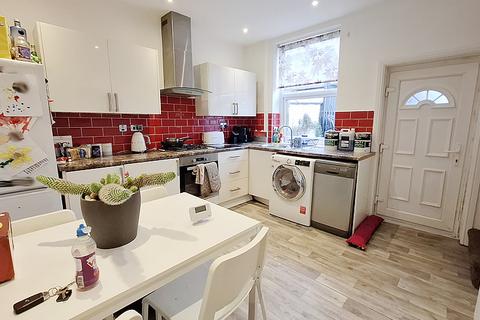 2 bedroom terraced house for sale, Turner Street, Lees OL4