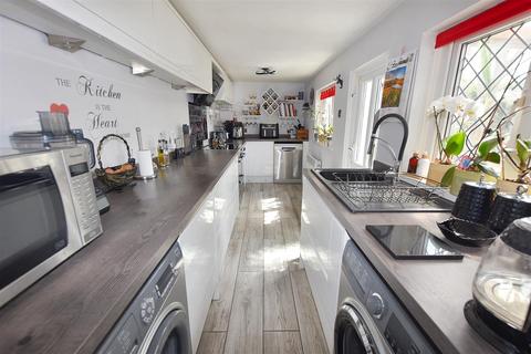 undefined, North Street, Redruth