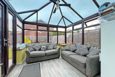 10 Furnace Close, Wombourne, Wolverhampton, WV5 0PB