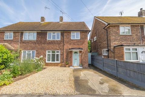 5 Crown Gardens, Canterbury, CT2 8LQ