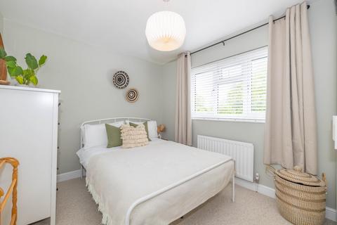 5 Crown Gardens, Canterbury, CT2 8LQ