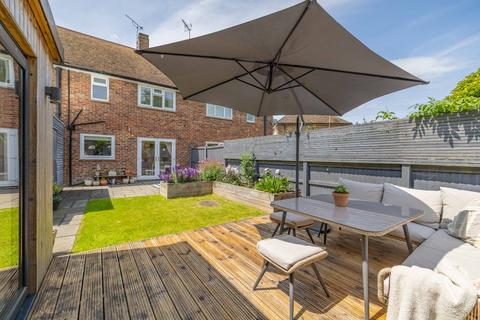 5 Crown Gardens, Canterbury, CT2 8LQ