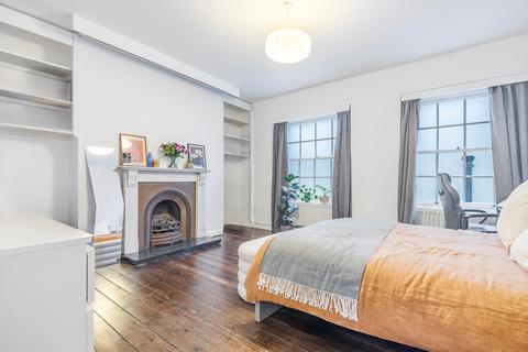 2 bedroom house for sale, Myddelton Square, Clerkenwell, EC1R