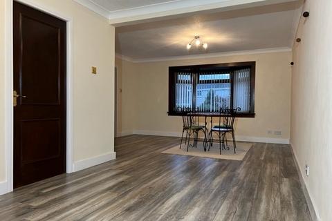 3 bedroom semi-detached house to rent, Newburgh Circle, Bridge of Don, Aberdeen, AB22
