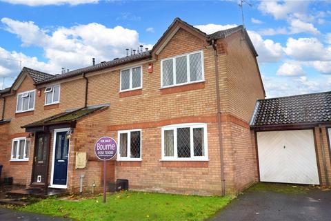 2 bedroom maisonette for sale, Stockwood Way, Farnham, Surrey, GU9