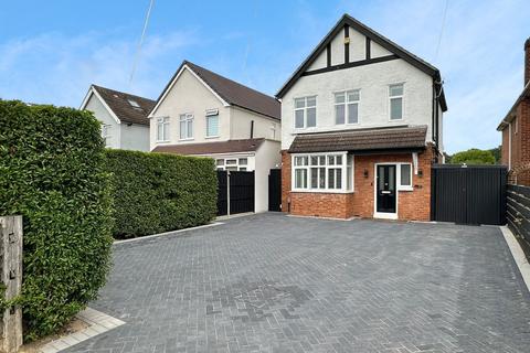 3 bedroom detached house for sale, Mytchett Road, MYTCHETT GU16