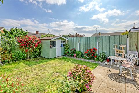4 bedroom semi-detached house for sale, Dedham Close, Billericay, Essex, CM11