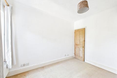 17 Bourne Road, Colchester, CO2 7LQ