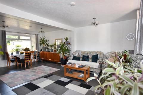 15 Condurrow Road, Beacon, Camborne, TR14 7SW