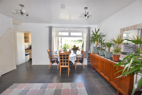 15 Condurrow Road, Beacon, Camborne, TR14 7SW