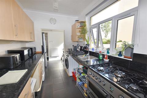 15 Condurrow Road, Beacon, Camborne, TR14 7SW