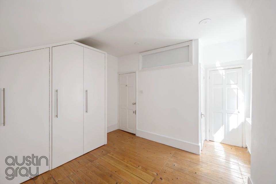 George Street 57-017 (Custom).jpg
