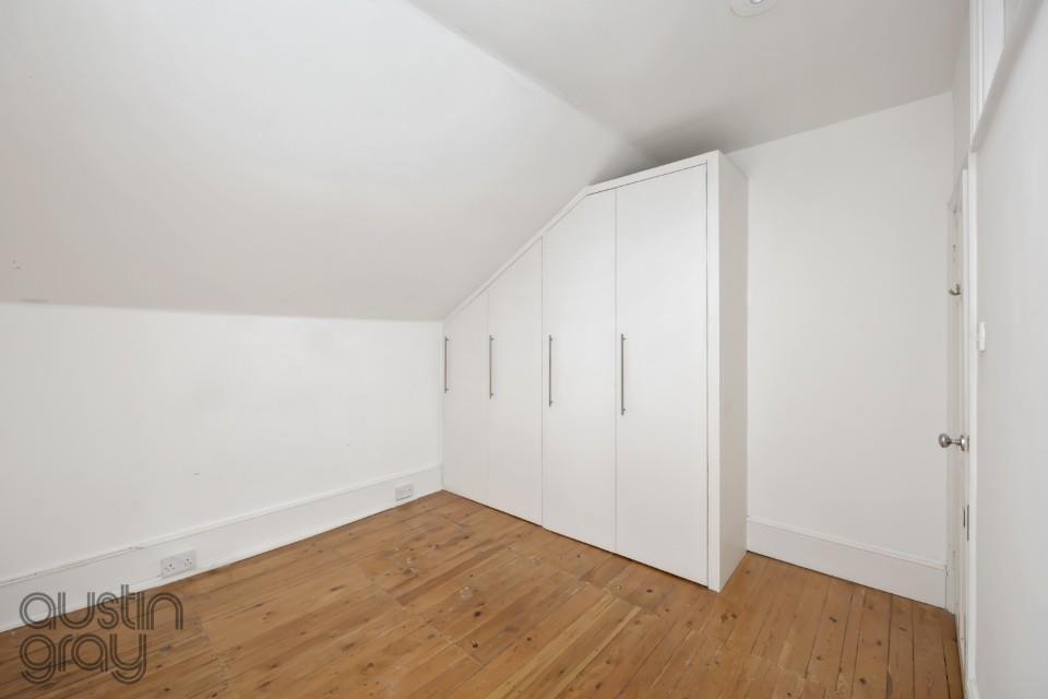 George Street 57-015 (Custom).jpg