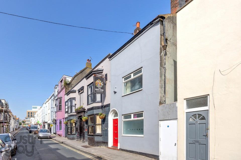 George Street 57-022(1) (Custom).jpg