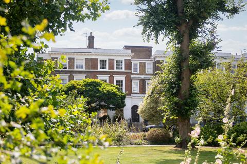undefined, St. James's Gardens, London W11