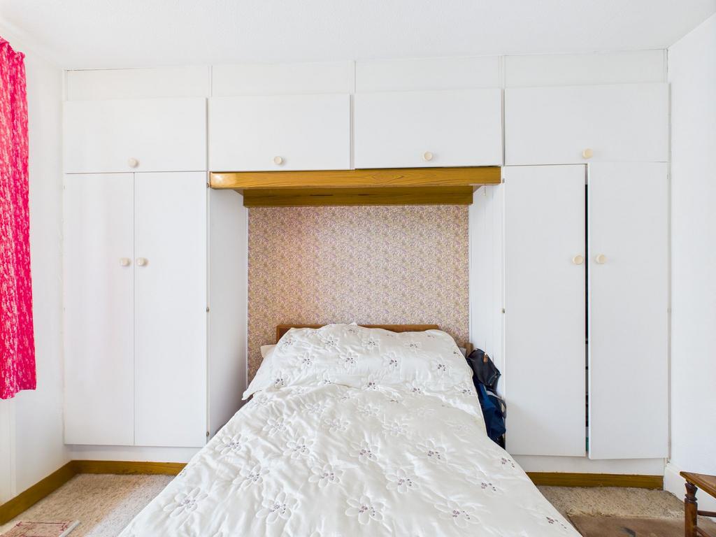 Rear Bedroom