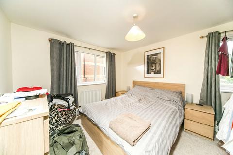 2 bedroom flat to rent, Capital Point, Temple Place, Reading, RG1
