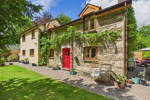 Llanover, Abergavenny, NP7