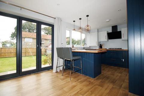 3 bedroom detached house for sale, Dovecot Close, Gristhorpe, Filey, YO14