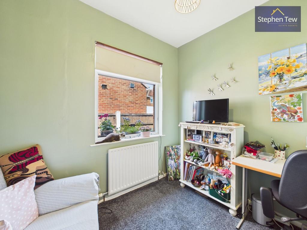 Bedroom 3/Office
