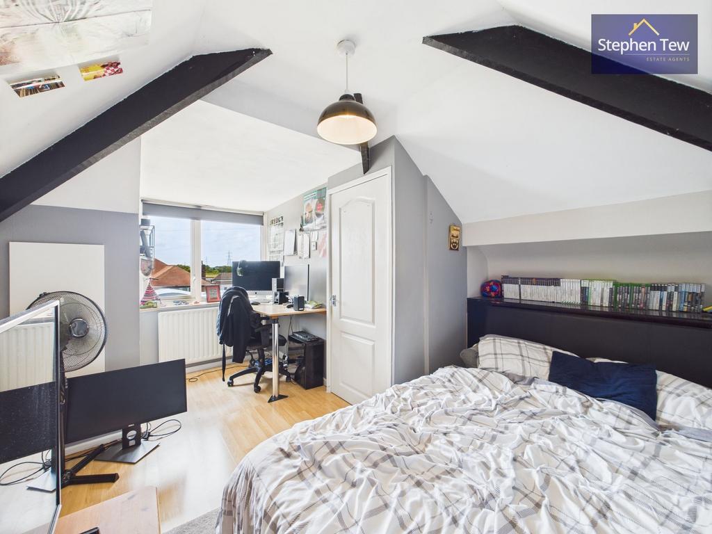 Loft Room/Bedroom 4