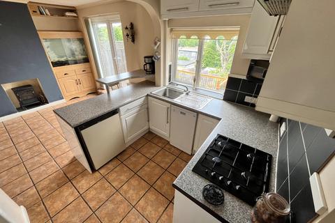 undefined, Walcot Avenue, Luton, Bedfordshire, LU2 0PP