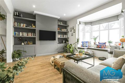 5 Willow Way, London, N3 2PL