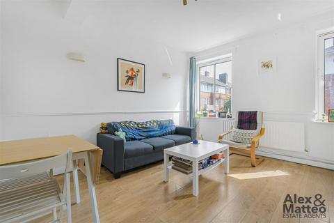 2 bedroom flat for sale, Cherry Garden Street, Bermondsey, SE16