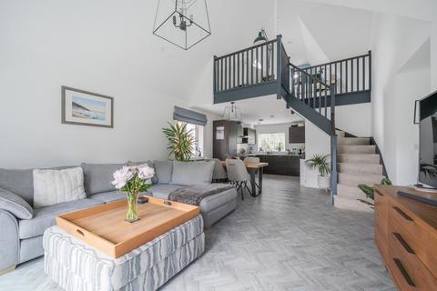 undefined, London Road, Guildford, GU1