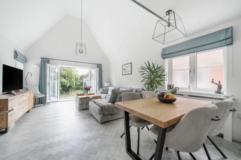 undefined, London Road, Guildford, GU1