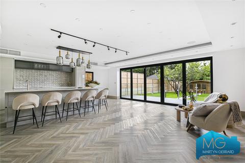 4 bedroom detached house for sale, Cavendish Road, Barnet, EN5