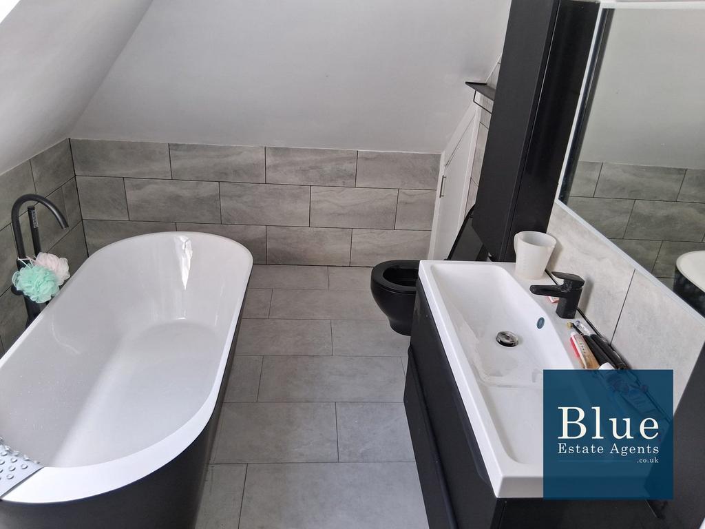 Bathroom Suite