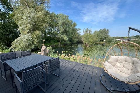 undefined, Crystal Lakes Leisure, Fenstanton PE28