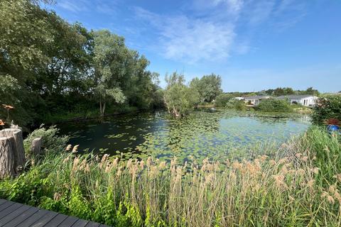 undefined, Crystal Lakes Leisure, Fenstanton PE28