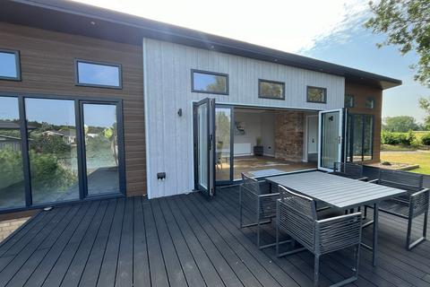 undefined, Crystal Lakes Leisure, Fenstanton PE28