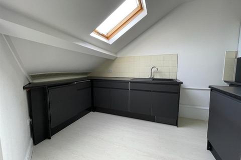 1 bedroom apartment to rent, Stacey Road, Cardiff