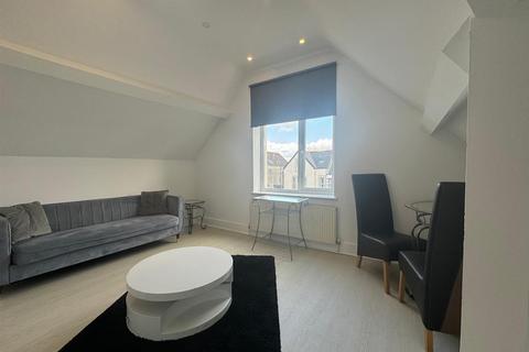 1 bedroom apartment to rent, Stacey Road, Cardiff