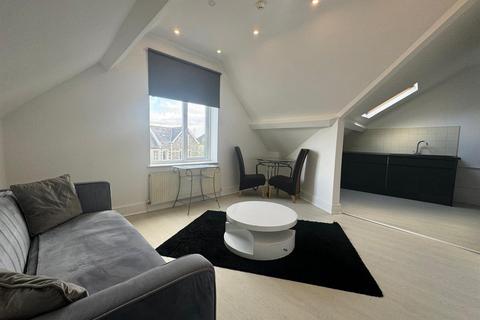 1 bedroom apartment to rent, Stacey Road, Cardiff