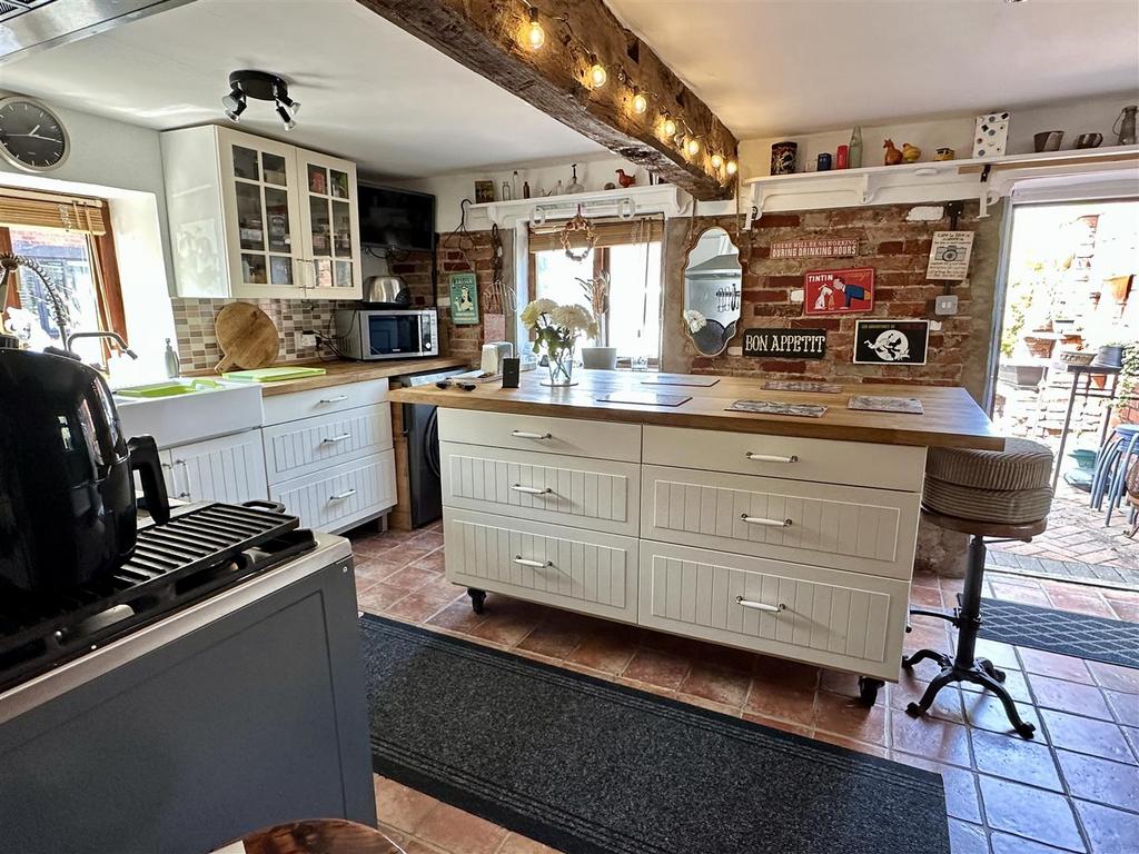 Breakfast kitchen