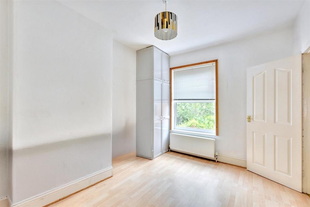 Bedroom 2 2.jpeg