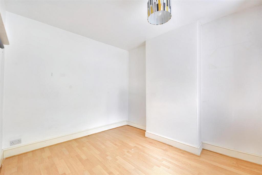 Bedroom 2 1.jpeg